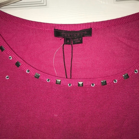 Embellished sweater top with grommets and wide sleeves - Picture 7 of 7